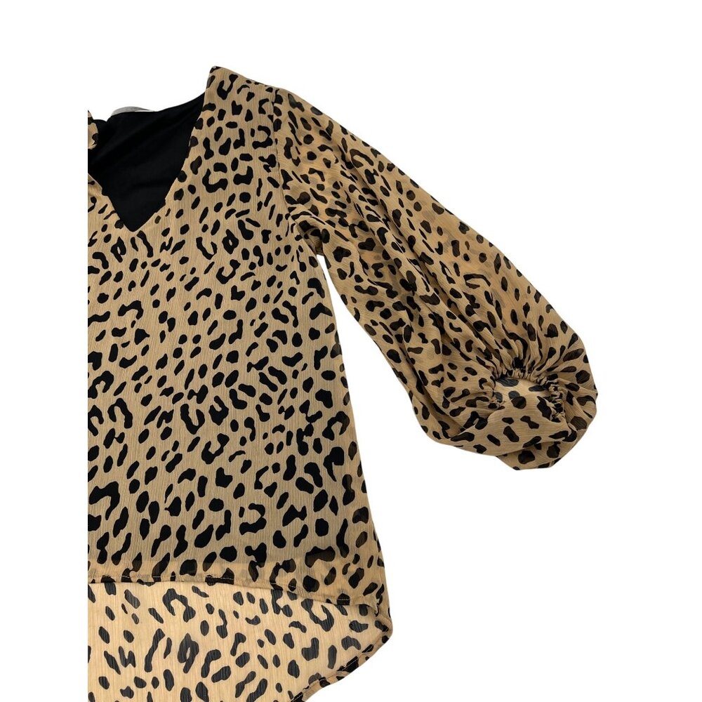 Caramela Leopard Print V-Neck Sheer‎ High-Low Blouse Women's size Medium - Picture 7 of 8